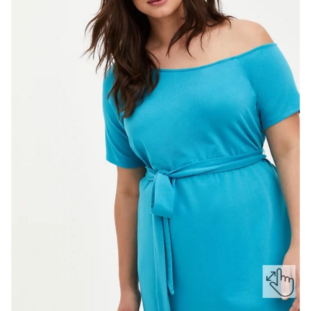 One shoulder dress